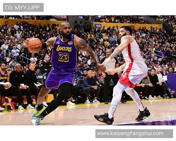 湖人对决火箭精彩回顾与球迷热议汇总